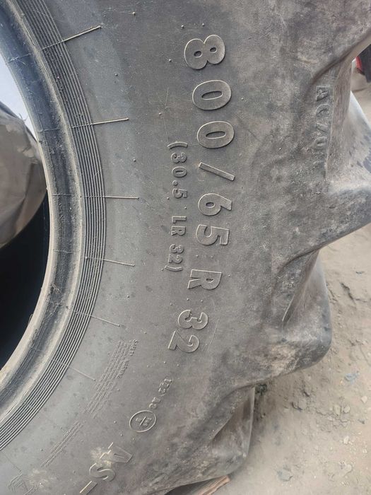 Opona Continental 800/65 R32