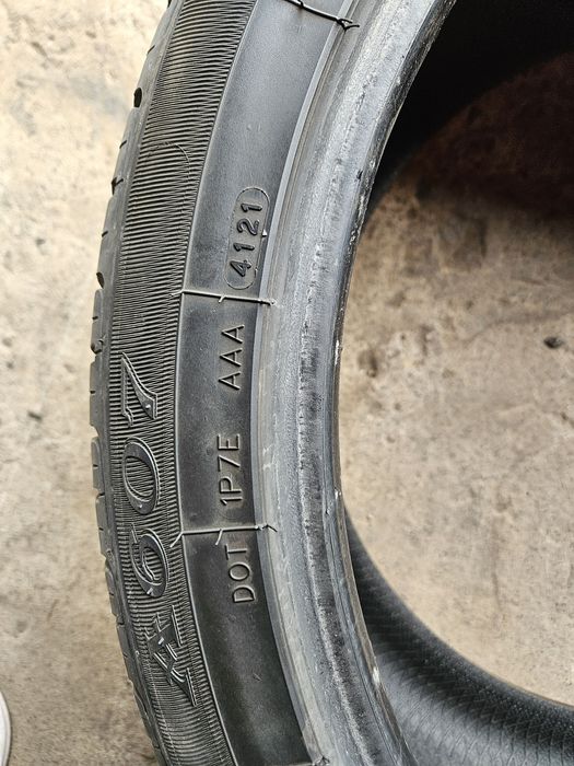 Б,у шини 295/35 r 21