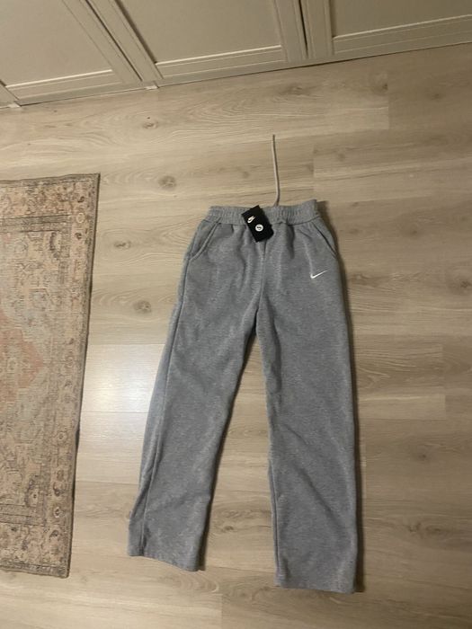 Dresy nike szare joggersy S