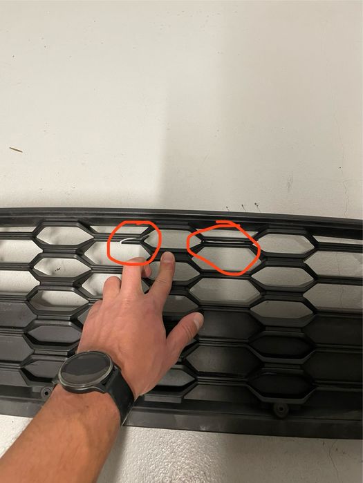 Oryginał atrapa przedniego zderzaka Ford Focus mk4 st-line