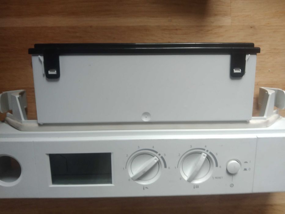 Viessmann Vitodens 100 płyta główna, sterownik