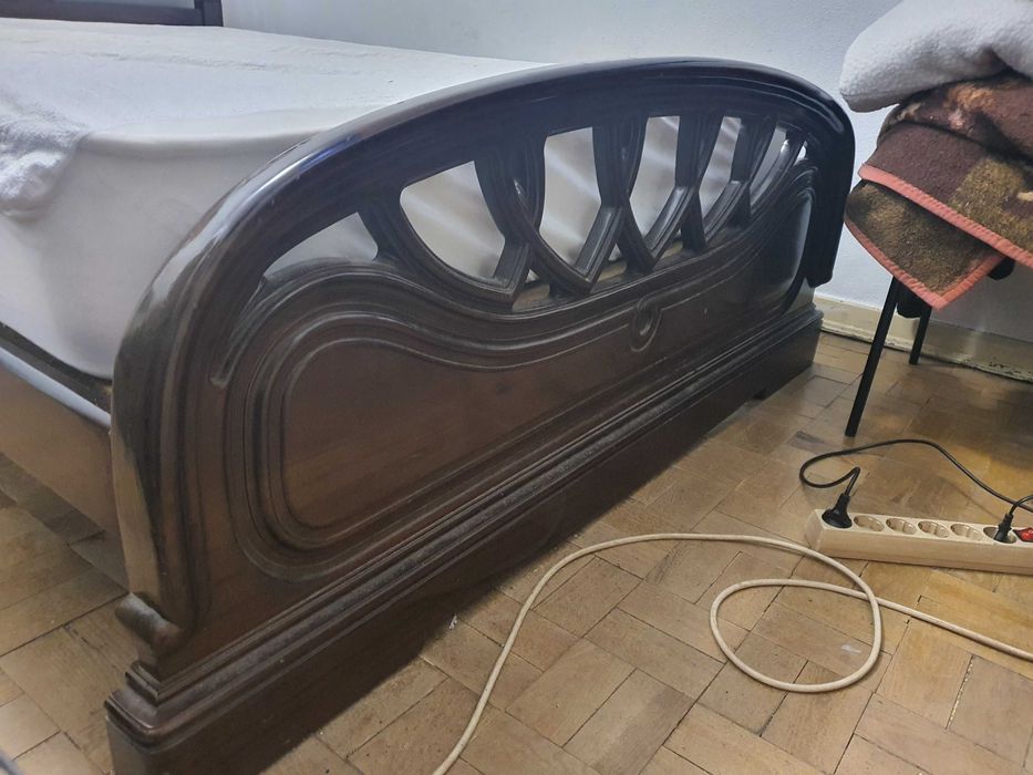 Cama e 2 mesas cabeceira Mogno