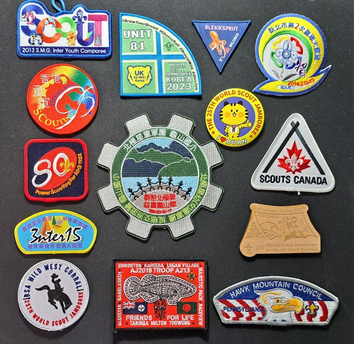 Diversos emblemas escutistas estrangeiros434509832751697926