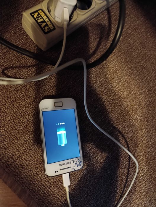 Продаю смартфон Samsung Galaxy Ace GT-S5830i.