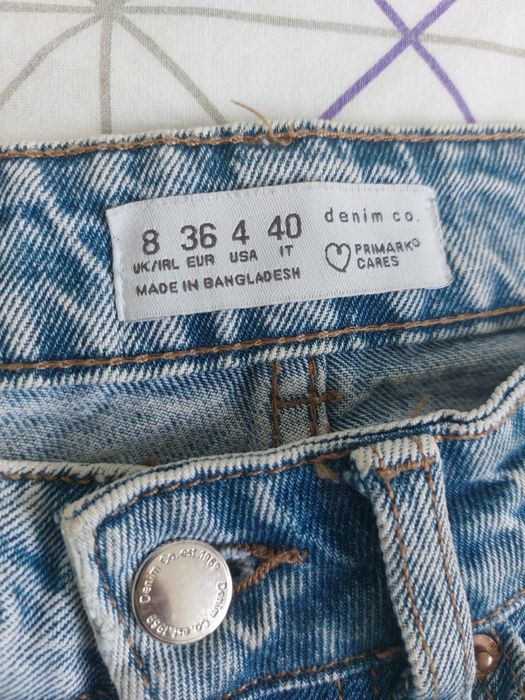 Jasnoniebieskie jeansy Primark, rozmiar 36, z wysokim stanem mom jeans