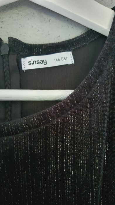 Sukienki paka ciuchów  Reserved Sinsay