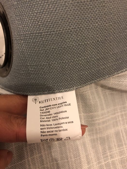 Cortina azul/cinzenta