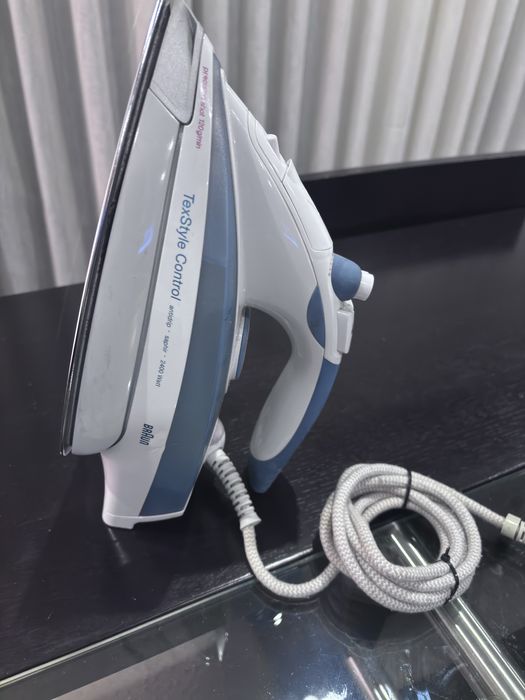 Ferro a Vapor Braun TexStyle Control – Bom Estado