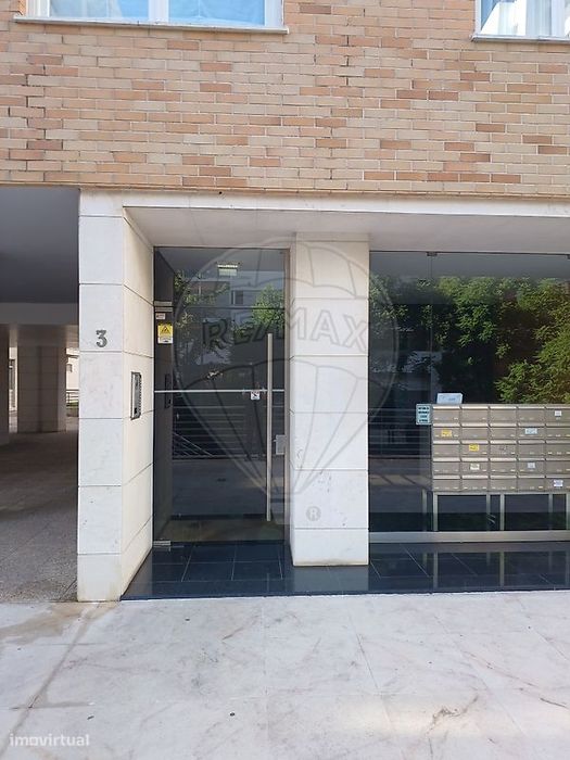 Apartamento T1 para arrendamento