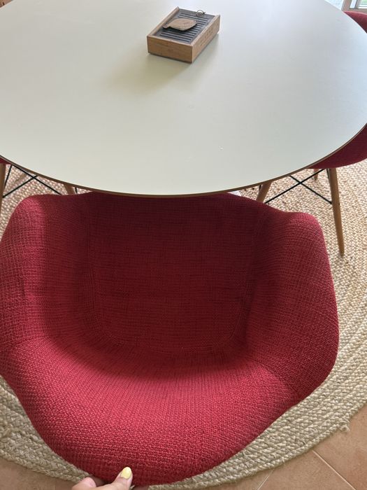 Mesa ikea + 4 cadeiras