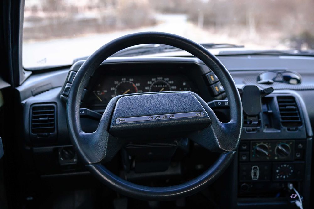 Автомобіль Лада 2110
