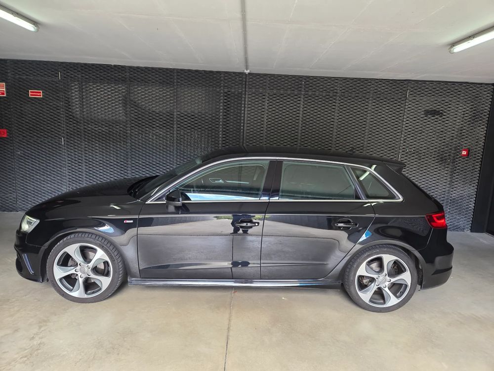 Audi A3 Sportback 2.0 TDI (clean diesel) S tronic S line Sport Pack
