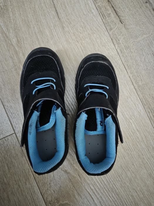 Buty sportowe Quechua r. 30