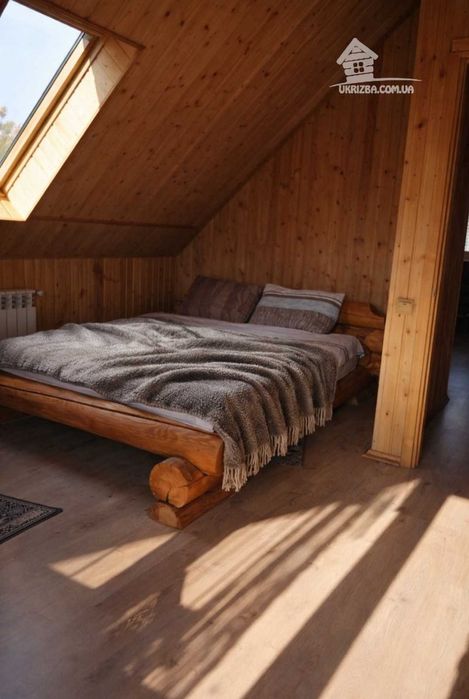 Подобово. Будинок-зруб з виходом до озера ,сауна,басейн. До 10 гостей.