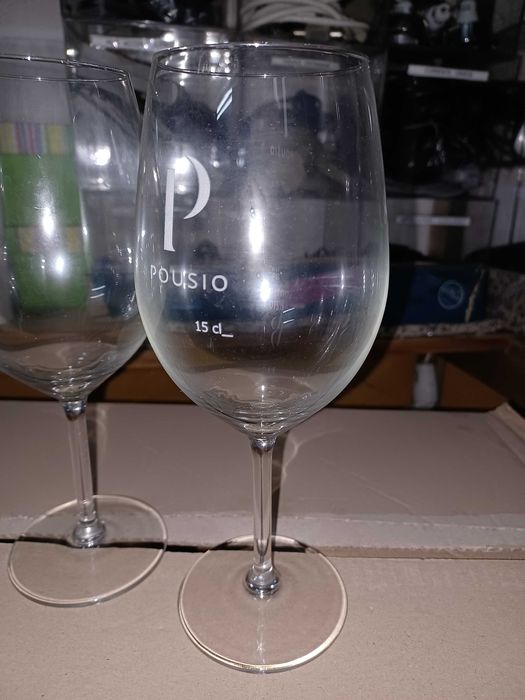 24 copos de vinho Bordéus 15cl Pousio.