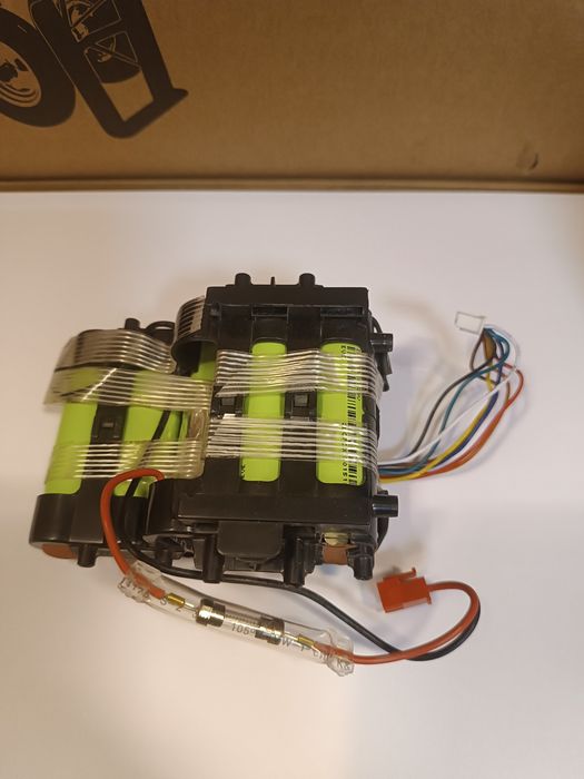 _ BATERIA, AKUMULATOR - Odkurzacz Bosch 28V Flexxo Gen2 Serie 4