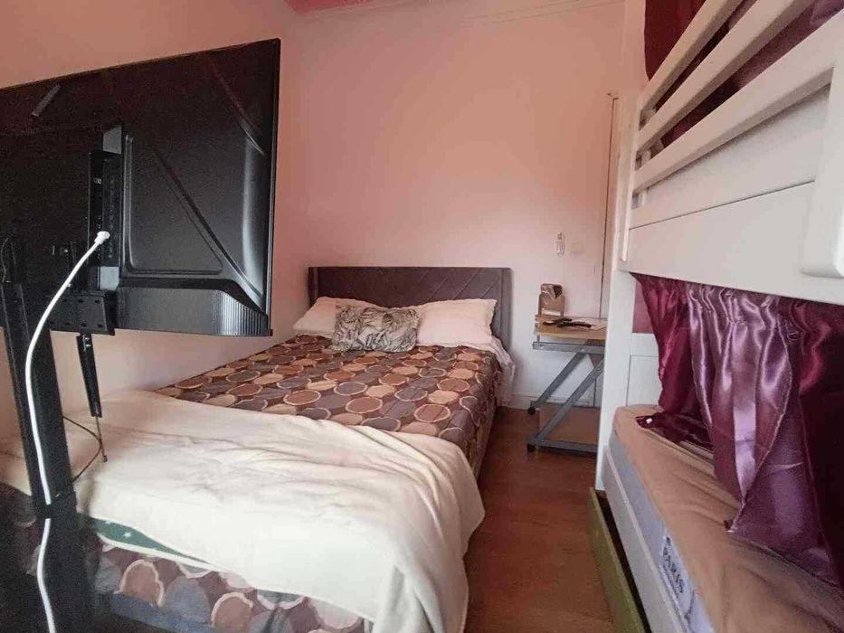 Quarto Privado para 1 ou 2 Pessoas, c/ TV 55", HD Streaming, WiFi, AC e Contrato (AIMA)