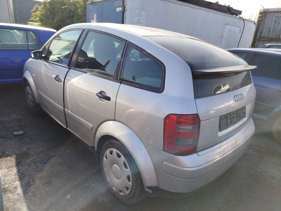 Audi A2 drzwi kompletne stan bdb możliwość wysyłki