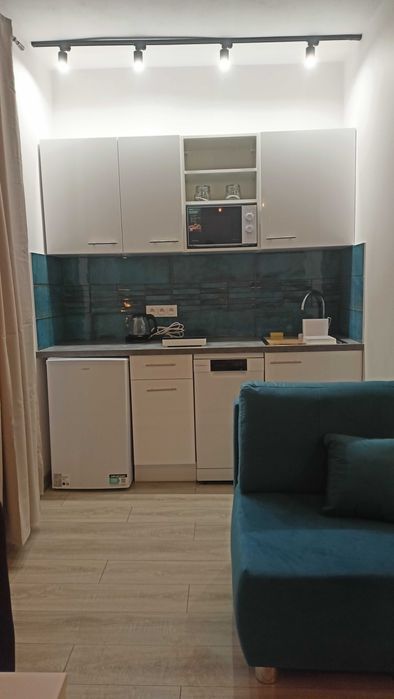 przytulne studio, I wynajem po remoncie, pełne wyposażenie, bezczynsz.