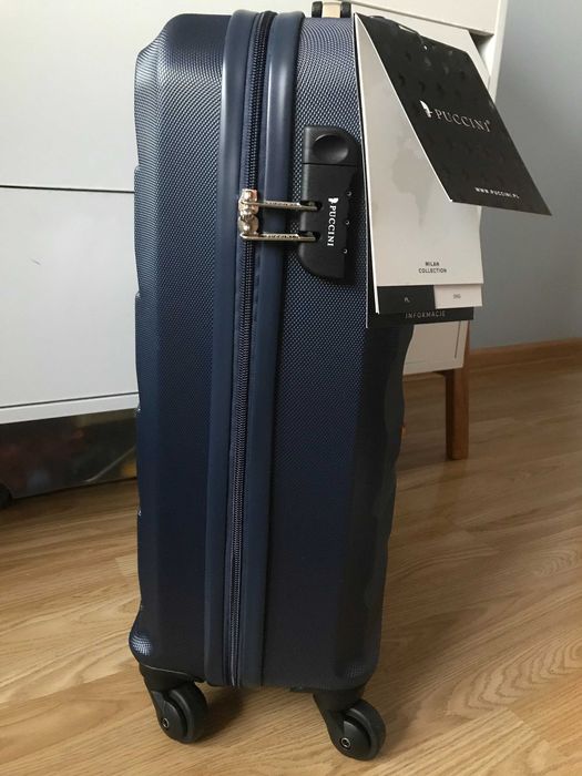 NOWA Walizka Puccini kabinowa z metką granatowa