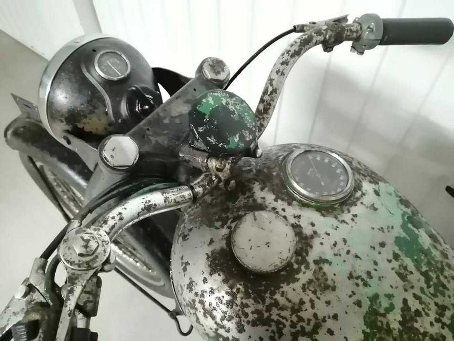 BSA B31 - Motas Antigas