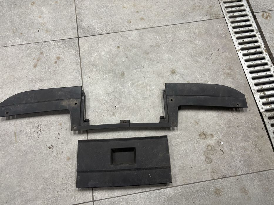 Zaślepka haka dyfuzor pod hak bmw e46