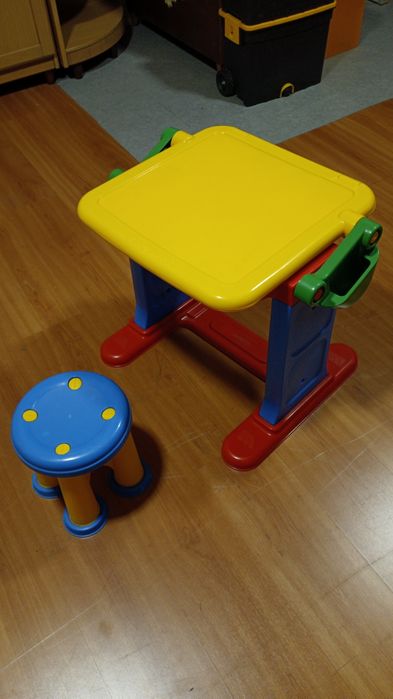 Secretária multi-uso de brincar + oferta