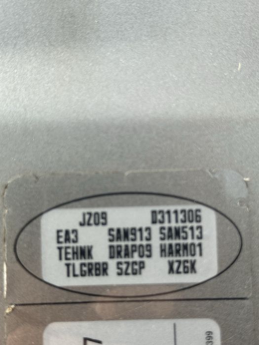 Кузов четверть порог криша на Рено Гранд Сценік 3 Renault Scenic 3