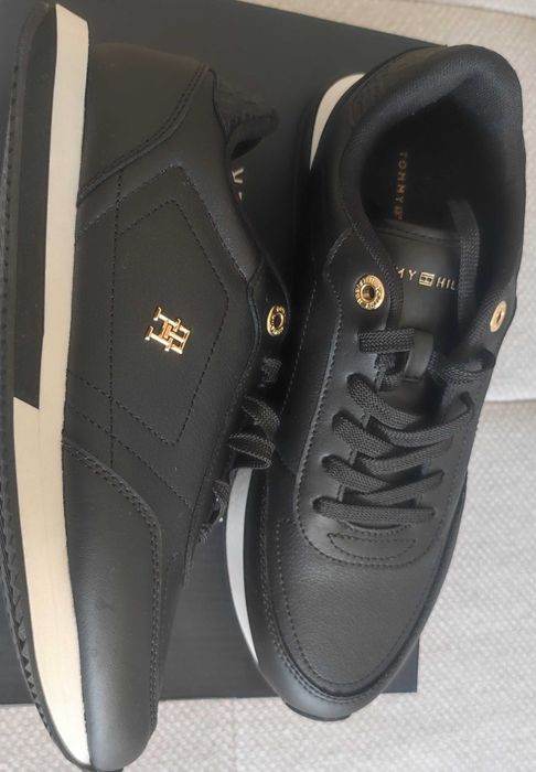 Buty damskie Tommy Hilfiger sneakersy r. 40 czarne skóra Freja