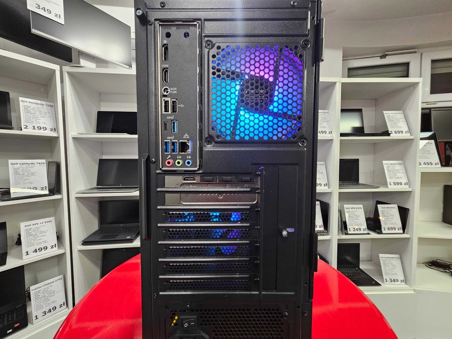 Nowy Komputer Gamingowy Ryzen 7 32GB 1TB RTX 5070 Win 11 Faktura 23%