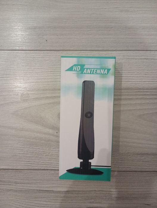 Цифрова ТВ антена кімнатна 4K HDTV з підсоском посилення сигналу