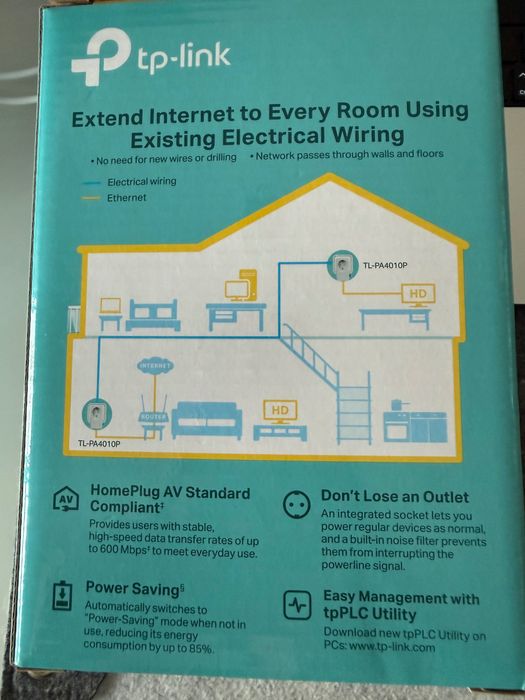 TP-Link AV600 Powerline Starter Kit TL-PA4010P com tomada integrada