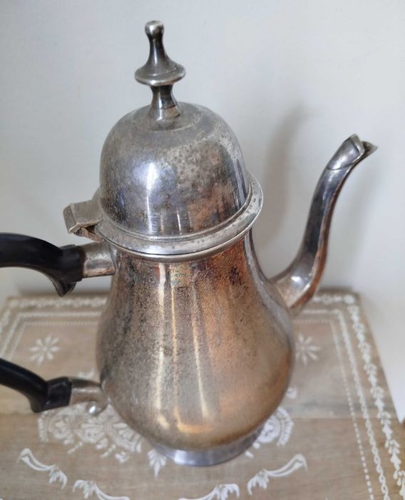 Antigo Bule, casquinha de Prata, lindíssimo