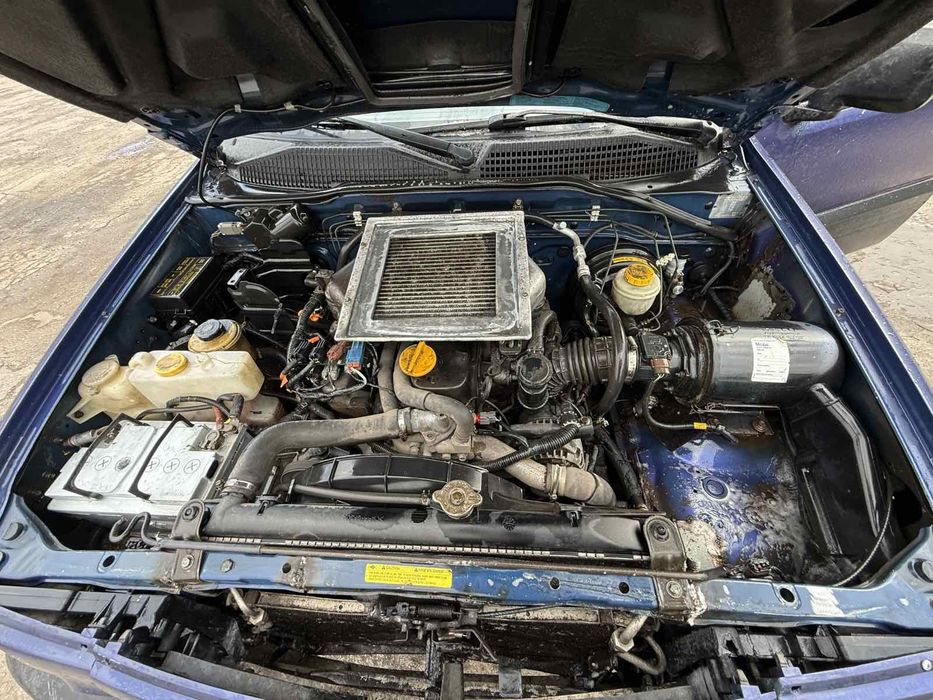 Nissan Terrano 2000рік 2,7дизель повний привід 4х4