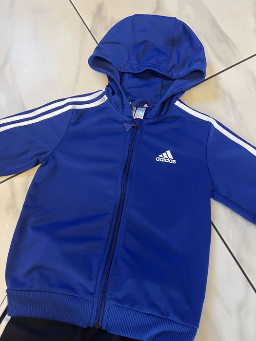 Костюм adidas 98р