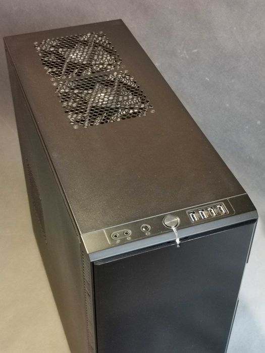 Stacja Graficzna 3D • 2x Xeon E5-2697 v3 • 64GB RAM • ASUS Z10PE-D8 WS