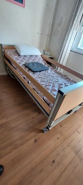 Cama articulada Triumph/almof