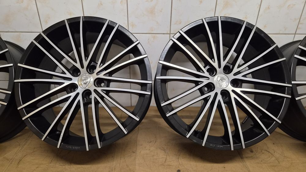 Felgi Aluett 18" 5x108 8Jx18EH2 ET45 Ford Volvo Peugeot Renault  + nakrętki
