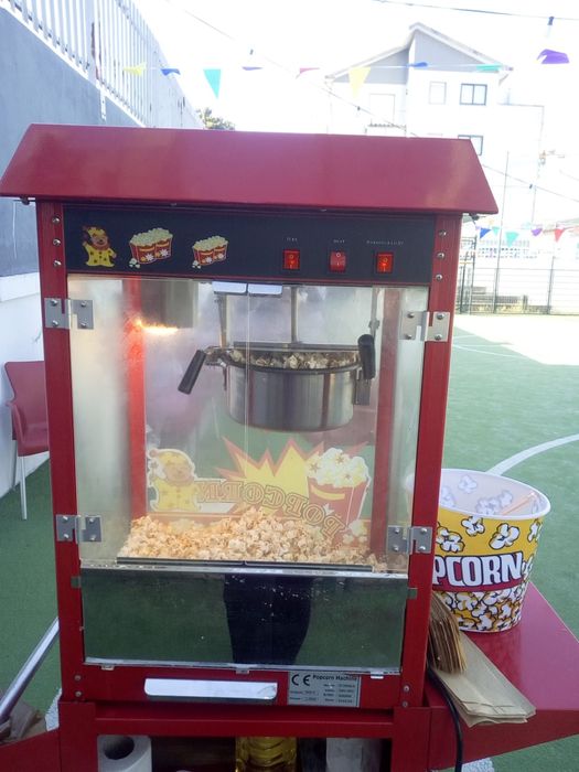 Máquina de Pipocas e Algodão Doce
