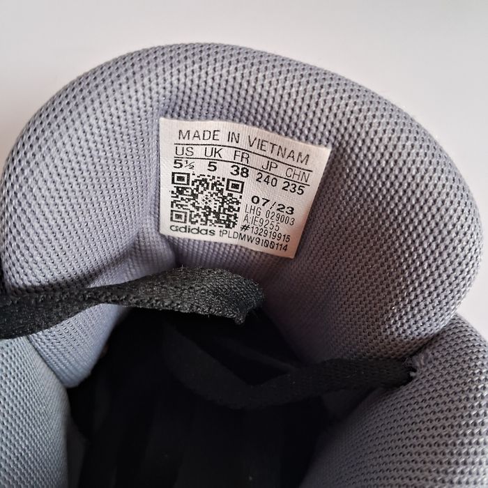 Кросівки adidas для хлопця