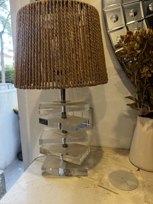 Candeeiro de mesa