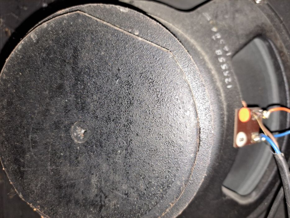 Laney wzmacniacz gitarowy 100 W z przesterem.