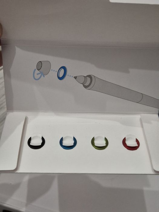 Tablet graficzny WACOM Intuos pro PTH-660 Pełny zestaw