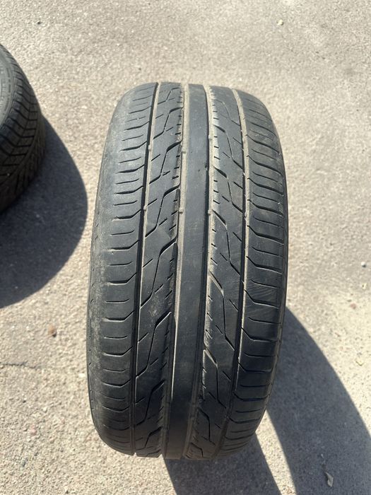 Шини всесезонні  225/50/17. Ціна вказана за два комплекти.
