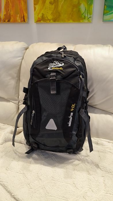 Nowy plecak trekkingowy 40 l
