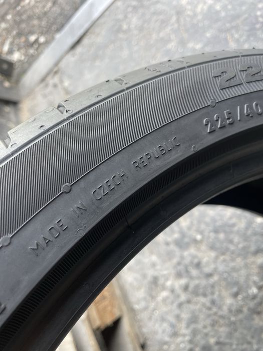 225/40 R18 Continental / 2шт./ 2025 рік./ близько до нових
