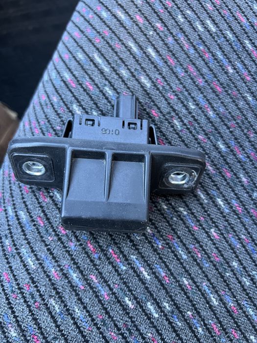 Кнопка відкривання кришки багажника Mazda CX5 2017-2021 оригінал