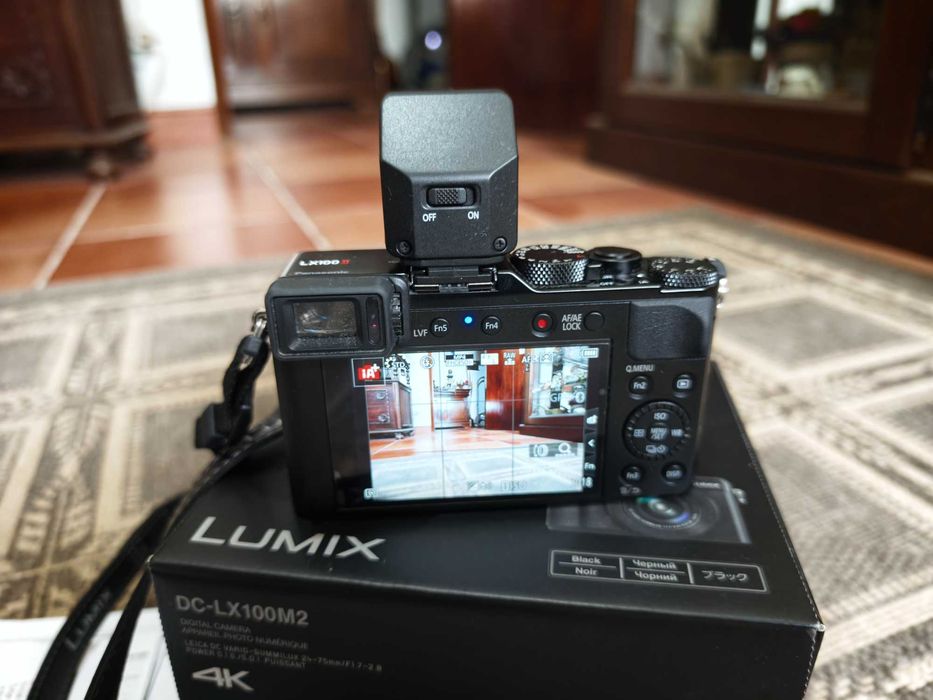 Vendo Maquina Panasonic LX100II em excelente estado de funcionamento