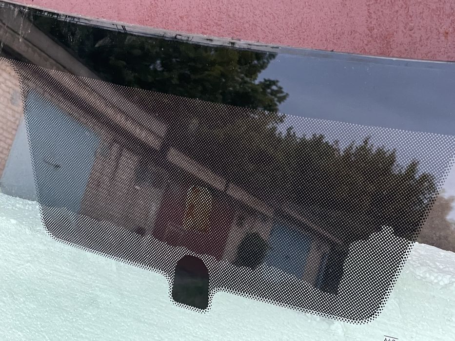Лобове скло Мазда 3 БК, Mazda 3 BK