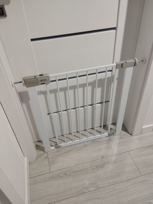 Safety 1st Bramka rozporowa na schody drzwi 73-80cm